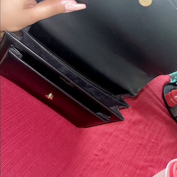 Sunset logo chain bag, brand new only worn twice . Bag comes with box. - Picture 7 of 10